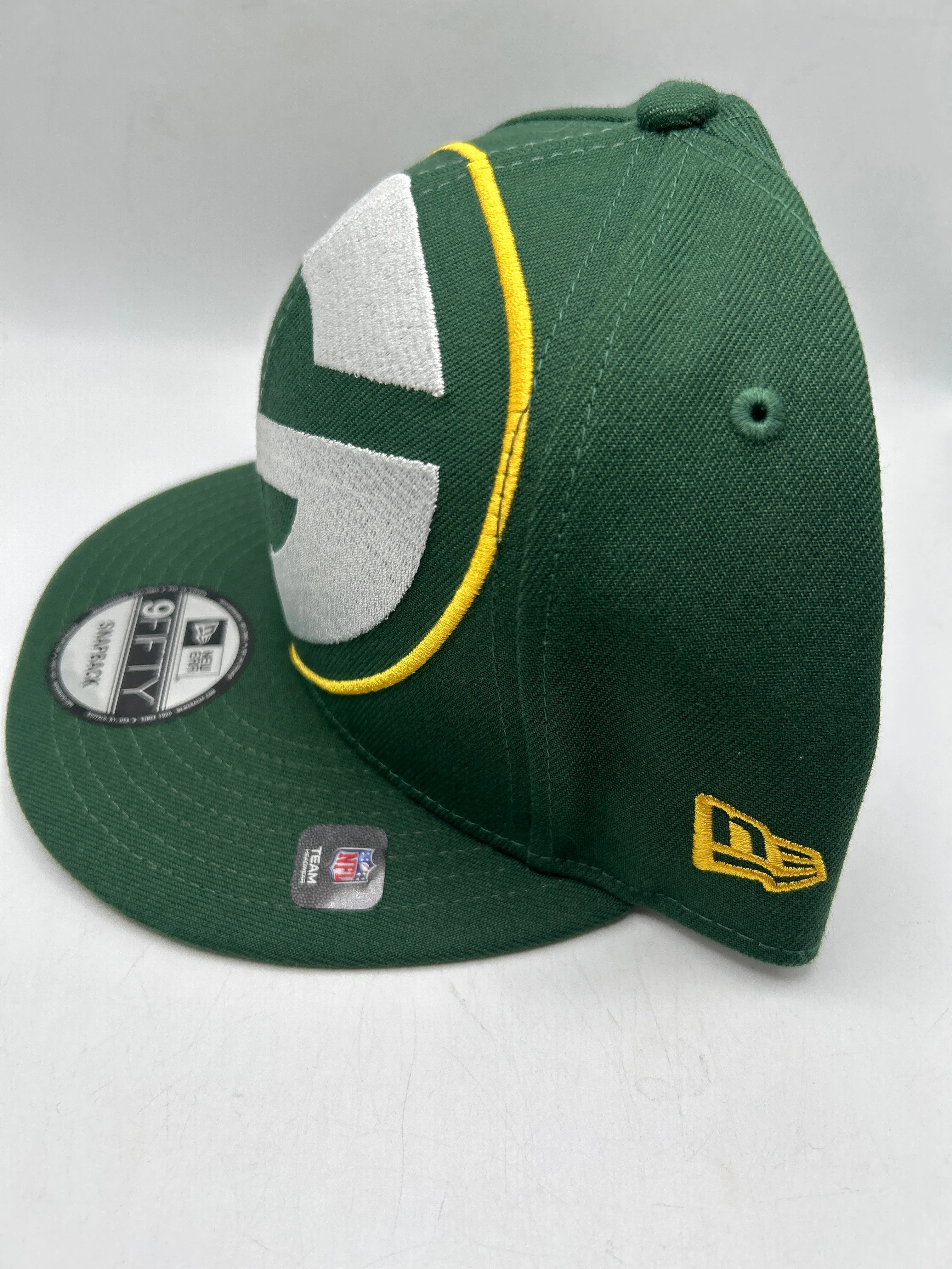 Green Bay Packers NFL New Era 59Fifty Oversized Logo Snapback - Official Team Merchandise