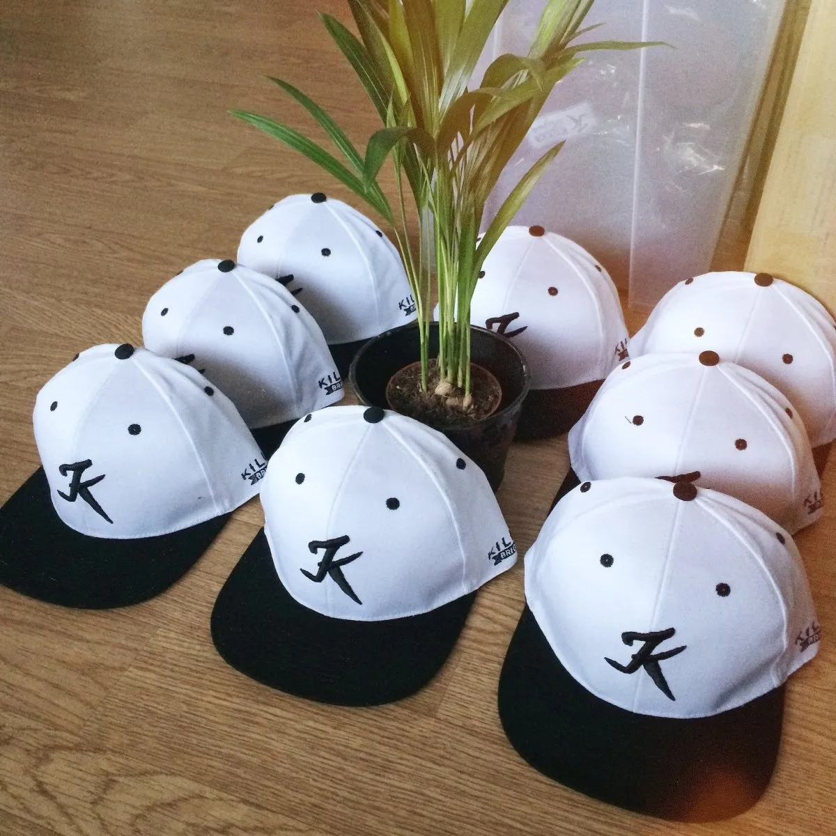 Snapback white-black